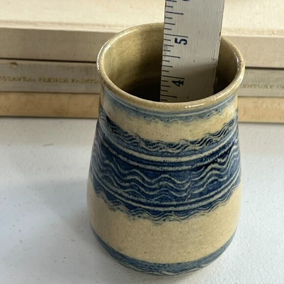 Studio Art Pottery Handmade Jar Vase Signed Ivory Blue Striped Zig Zag 5.5” - Picture 10 of 14